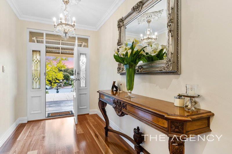 Photo - 15 Tingle Close, Maida Vale WA 6057 - Image 3