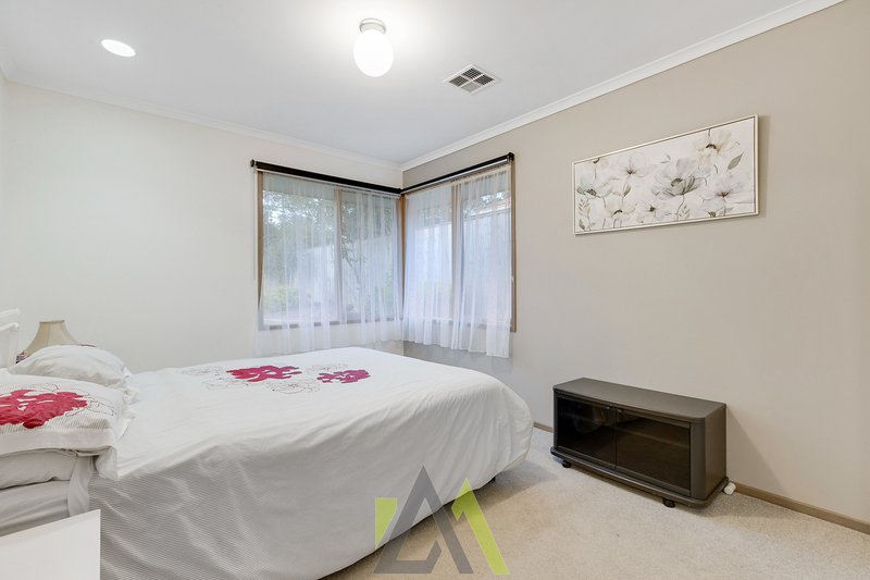 Photo - 15 Tisdall Drive, Langwarrin VIC 3910 - Image 12