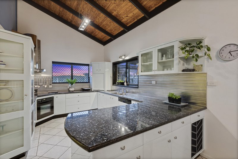 Photo - 15 Toorumbee Drive, Mooloolaba QLD 4557 - Image 5