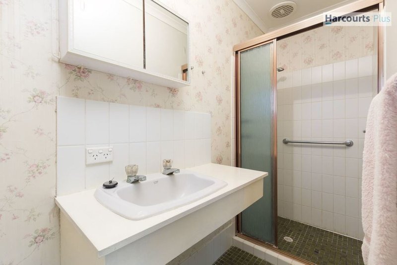 Photo - 15 Tornado Avenue, Hallett Cove SA 5158 - Image 12