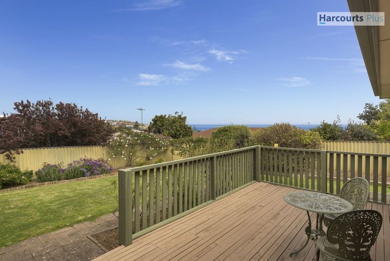 Photo - 15 Tornado Avenue, Hallett Cove SA 5158 - Image 16