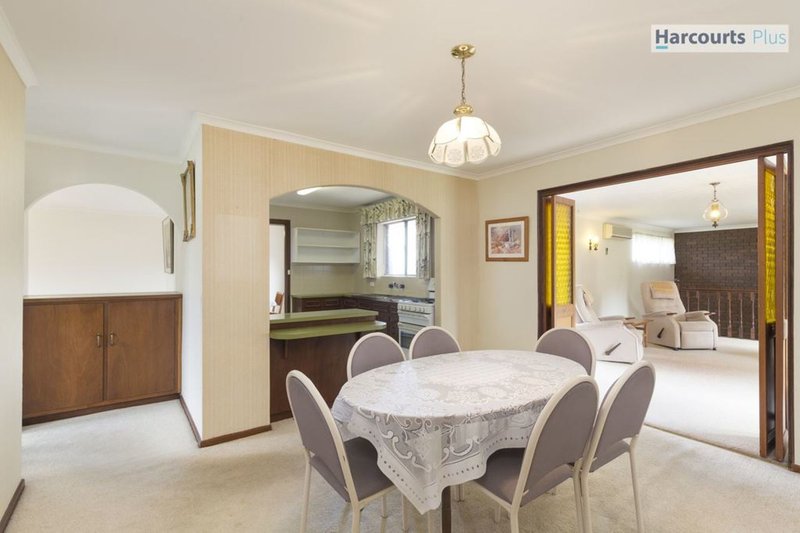 Photo - 15 Tornado Avenue, Hallett Cove SA 5158 - Image 20