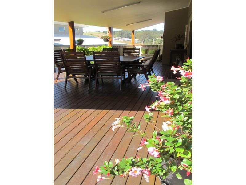 Photo - 15 Torrens Way, Coffs Harbour NSW 2450 - Image 5