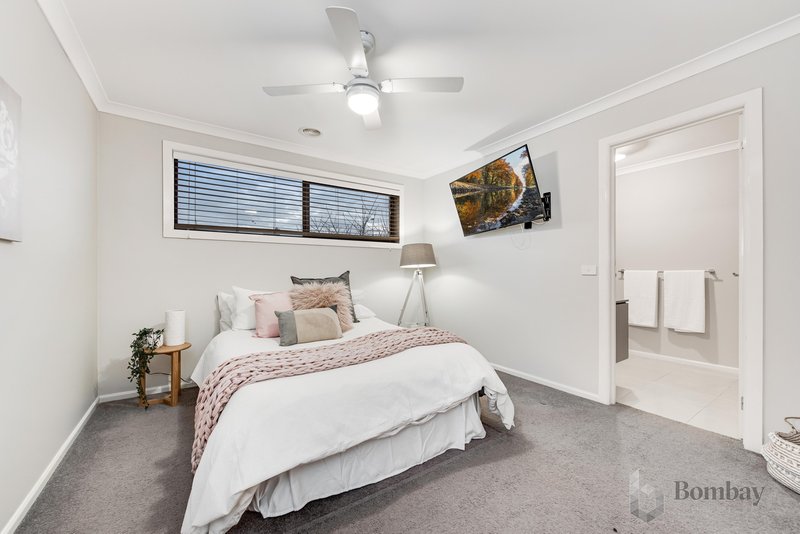 Photo - 15 Tottenham Street, Craigieburn VIC 3064 - Image 13