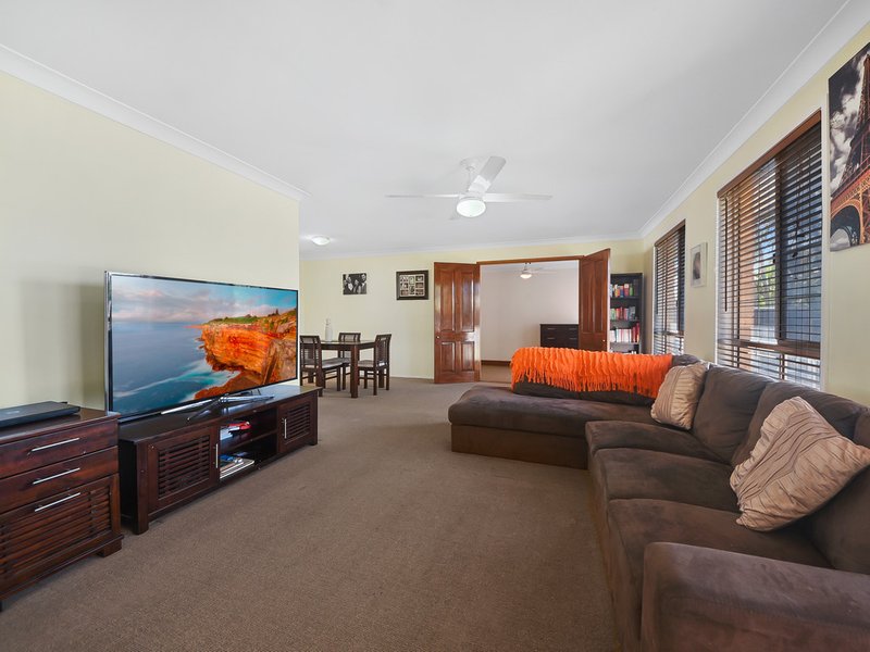 Photo - 15 Toulouse Avenue, Petrie QLD 4502 - Image 2