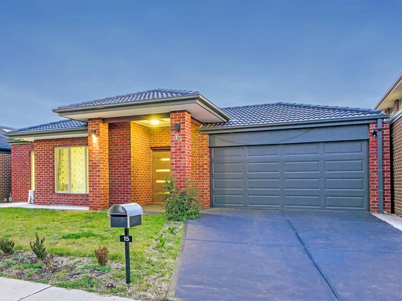 Photo - 15 Tourmaline St , Tarneit VIC 3029 - Image 2