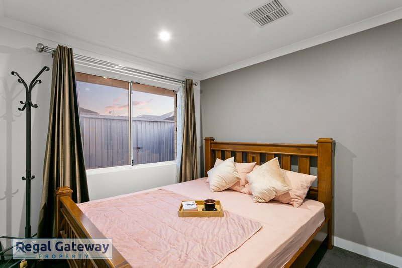 Photo - 15 Towarri Way, Wandi WA 6167 - Image 14