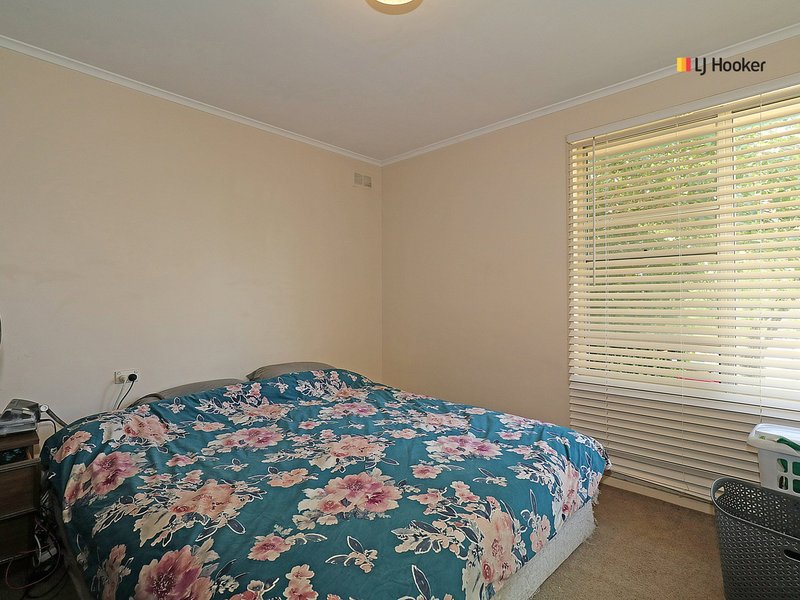 Photo - 15 Toy Place, Tolland NSW 2650 - Image 4