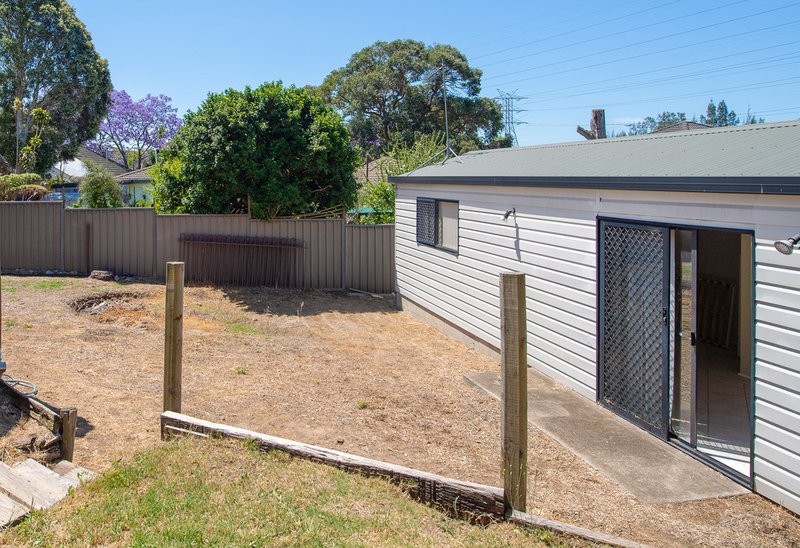 Photo - 15 Trevone Street, Padstow NSW 2211 - Image 7