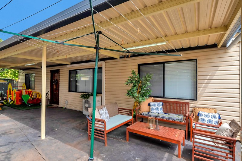 Photo - 15 Tumbarumba Crescent, Heckenberg NSW 2168 - Image 7