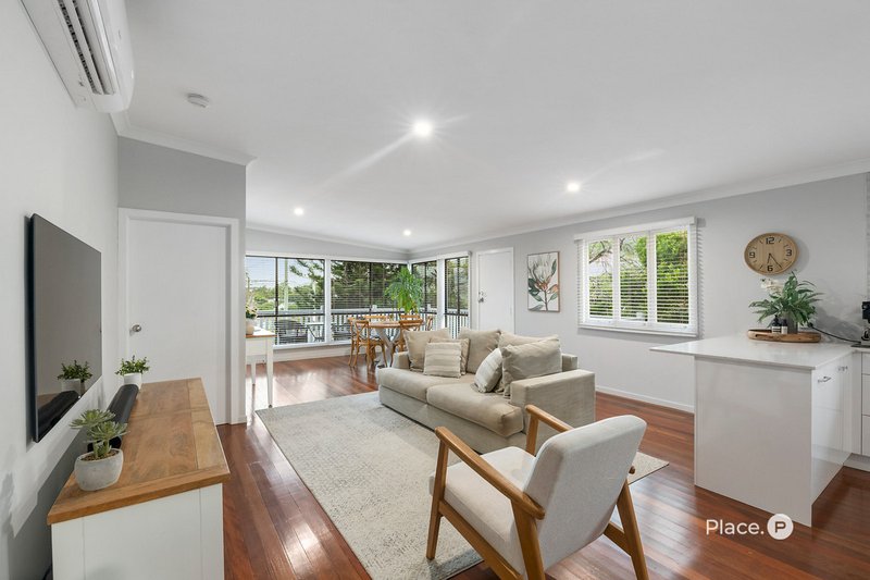 Photo - 15 Turramurra Road, Tarragindi QLD 4121 - Image 3