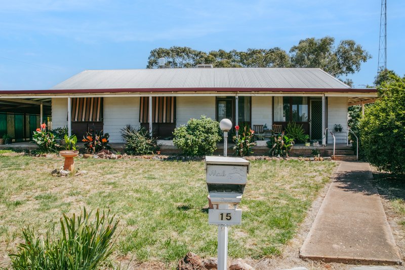 15 Ungarie Road, West Wyalong NSW 2671