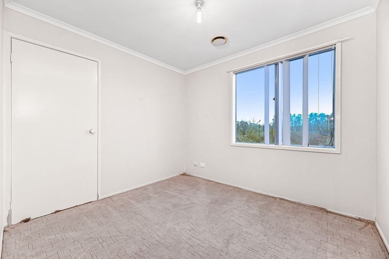 Photo - 15 Valley View Rise, Hampton Park VIC 3976 - Image 12