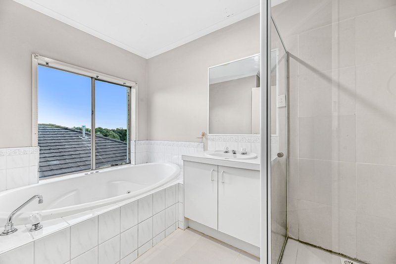 Photo - 15 Valley View Rise, Hampton Park VIC 3976 - Image 13