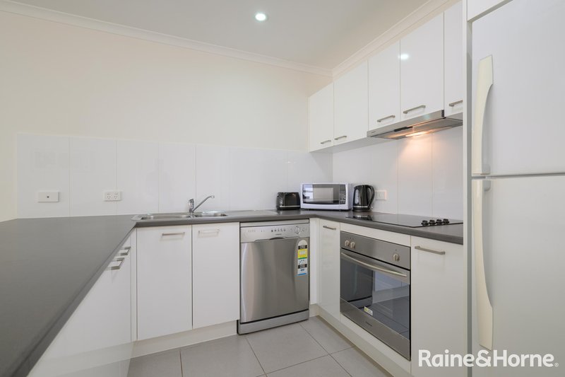 Photo - 1/5 Valley Vista Court, West Gladstone QLD 4680 - Image 3