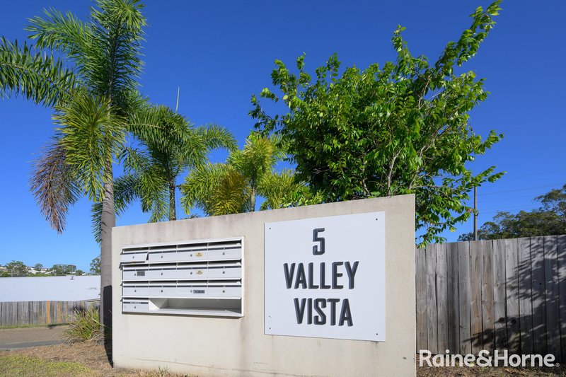 Photo - 1/5 Valley Vista Court, West Gladstone QLD 4680 - Image 14