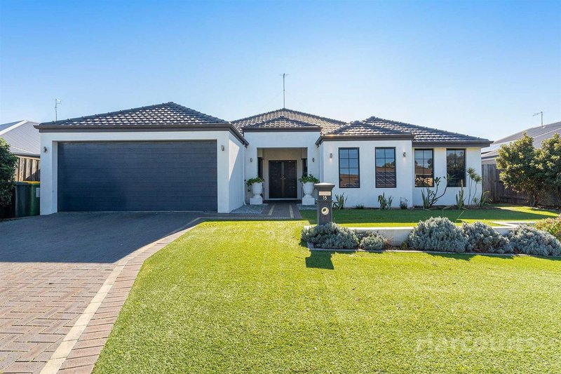 15 Varia Way, Halls Head WA 6210