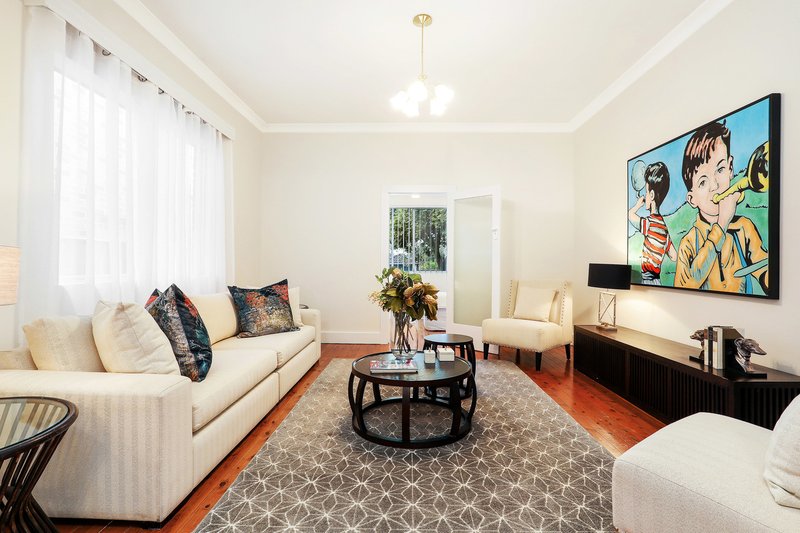 Photo - 15 Vicliffe Avenue, Campsie NSW 2194 - Image 2