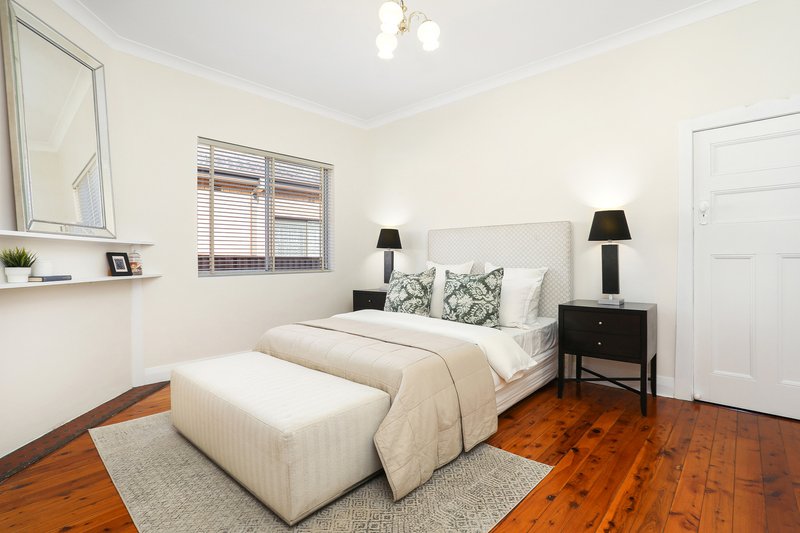 Photo - 15 Vicliffe Avenue, Campsie NSW 2194 - Image 8