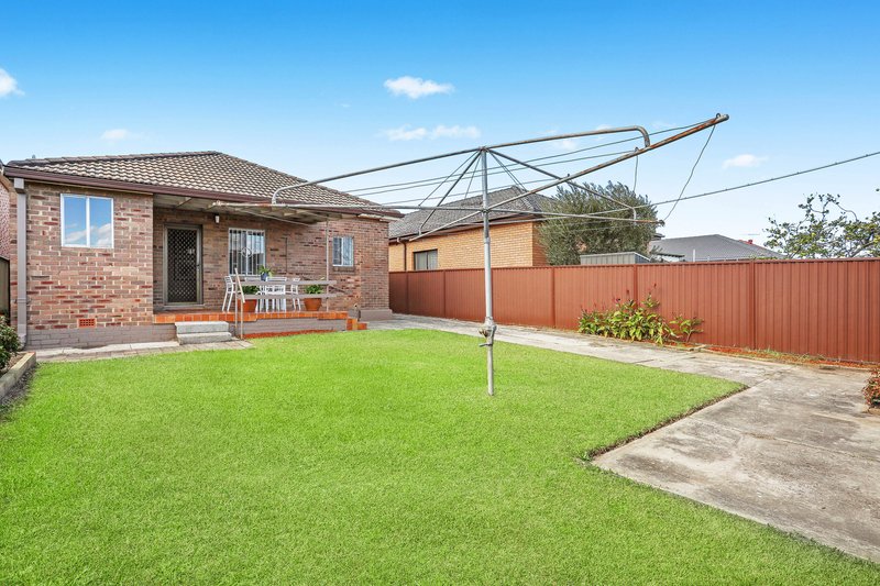 Photo - 15 Vicliffe Avenue, Campsie NSW 2194 - Image 10