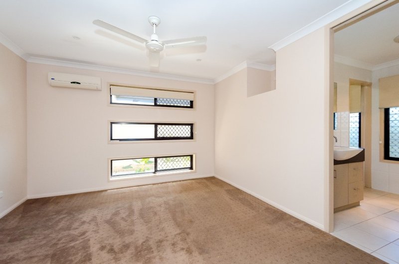 Photo - 15 Victoria Avenue, Glen Eden QLD 4680 - Image 3