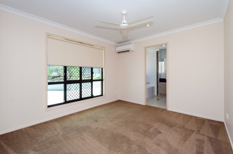 Photo - 15 Victoria Avenue, Glen Eden QLD 4680 - Image 5