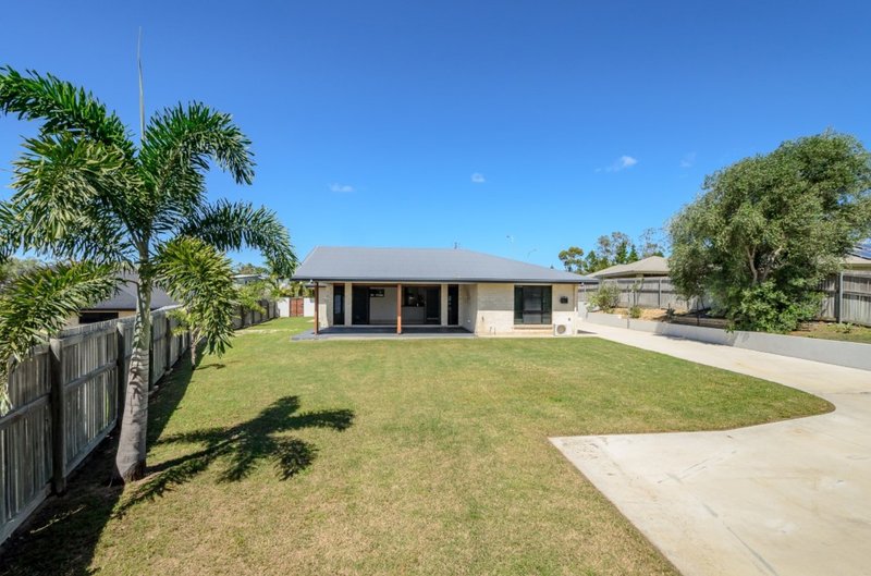 Photo - 15 Victoria Avenue, Glen Eden QLD 4680 - Image 11