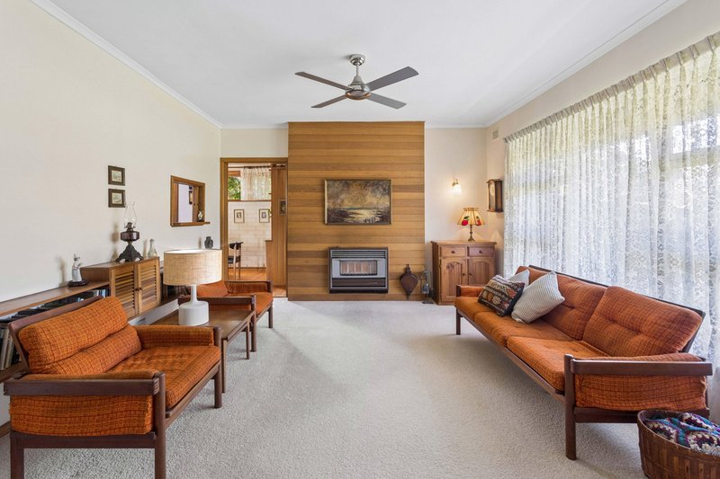 Photo - 15 Victoria Drive, Modbury SA 5092 - Image 7