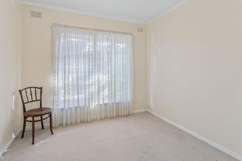 Photo - 15 Victoria Drive, Modbury SA 5092 - Image 10