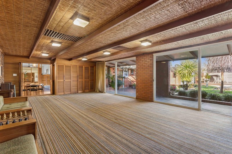 Photo - 15 Victoria Drive, Modbury SA 5092 - Image 12