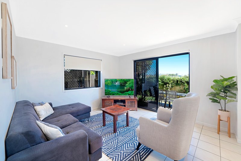 Photo - 1/5 View Street, Chermside QLD 4032 - Image 3