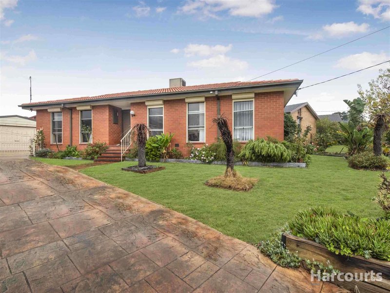 15 Village Drive, Hampton Park VIC 3976