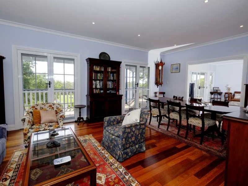 Photo - 15 Vincent Close, Diamond Beach NSW 2430 - Image 4