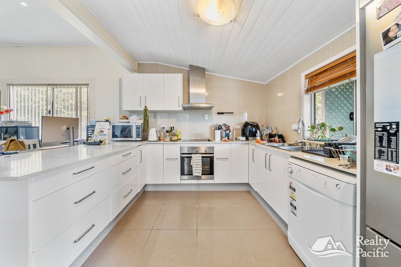 Photo - 15 Violet Street, Yeronga QLD 4104 - Image 4