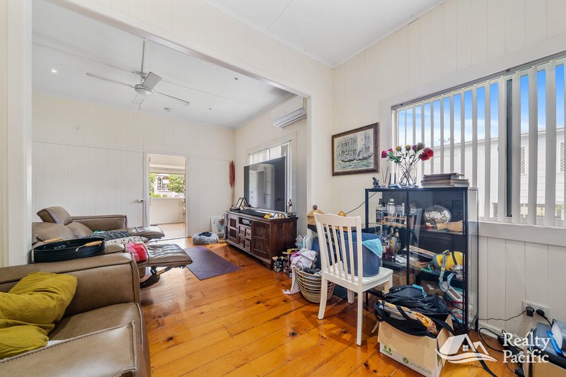 Photo - 15 Violet Street, Yeronga QLD 4104 - Image 7