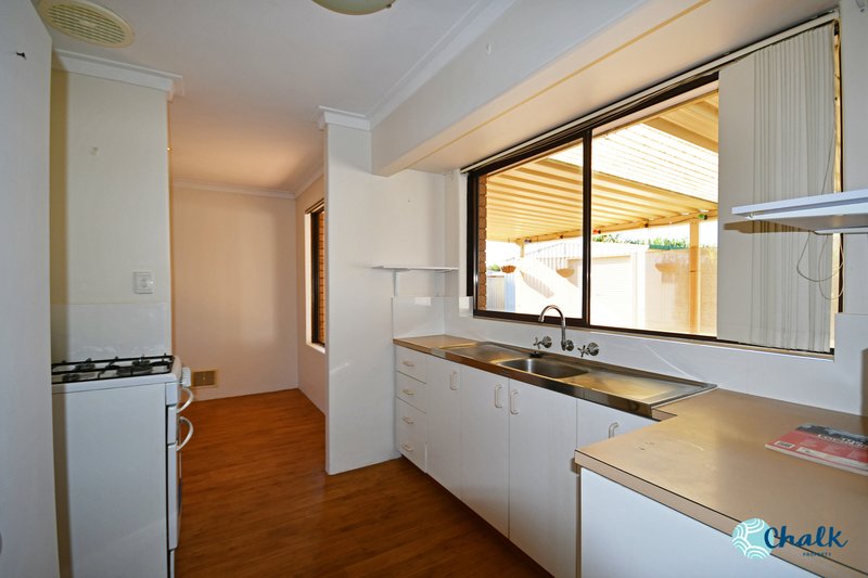 Photo - 15 Voyager Court, Cooloongup WA 6168 - Image 2