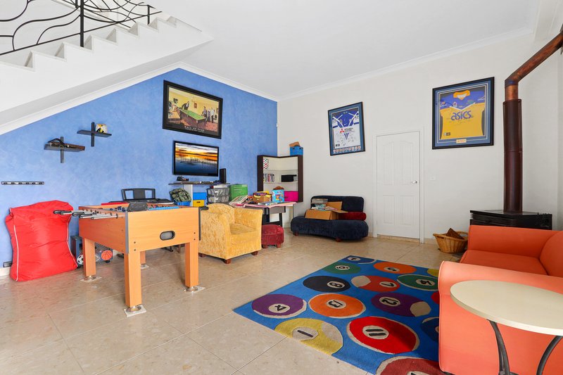 Photo - 15 Wagstaff Street, Edensor Park NSW 2176 - Image 8