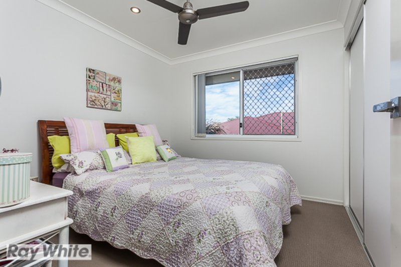 Photo - 15 Wakeham Street, Kallangur QLD 4503 - Image 9