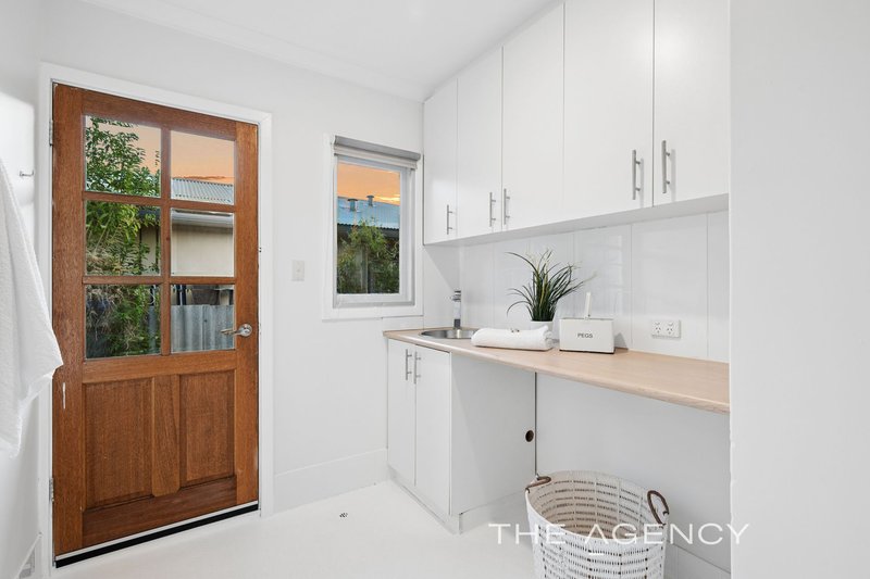 Photo - 15 Warren Road, Maida Vale WA 6057 - Image 7