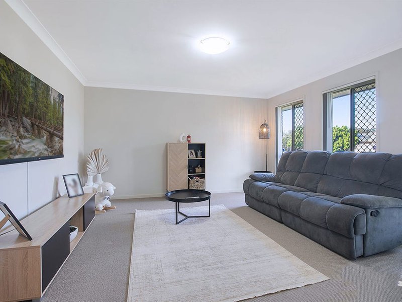 Photo - 15 Water Fern Drive, Caboolture QLD 4510 - Image 2