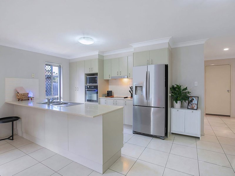 Photo - 15 Water Fern Drive, Caboolture QLD 4510 - Image 3