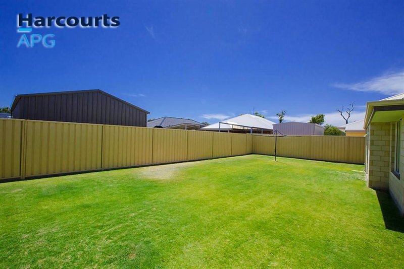 Photo - 15 Waterford Way, Australind WA 6233 - Image 17