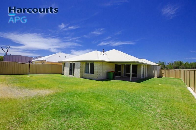 Photo - 15 Waterford Way, Australind WA 6233 - Image 18