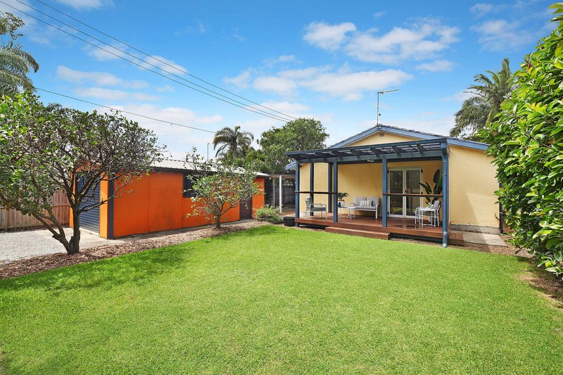 Photo - 15 Watson Avenue, Tumbi Umbi NSW 2261 - Image 4