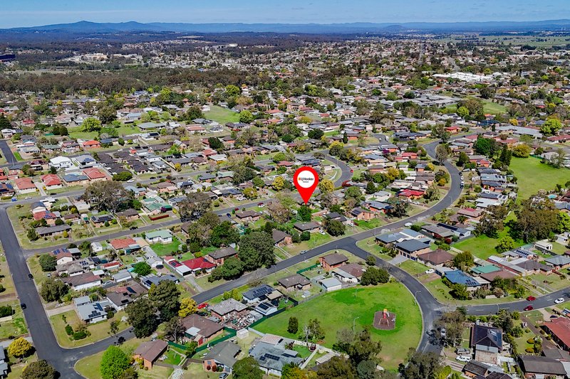 Photo - 15 Way Street, Tenambit NSW 2323 - Image 10