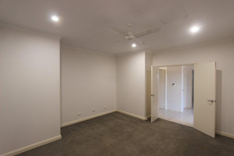 Photo - 15 Wedgetail Eagle Avenue, Nickol WA 6714 - Image 7