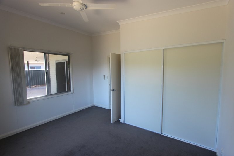 Photo - 15 Wedgetail Eagle Avenue, Nickol WA 6714 - Image 8