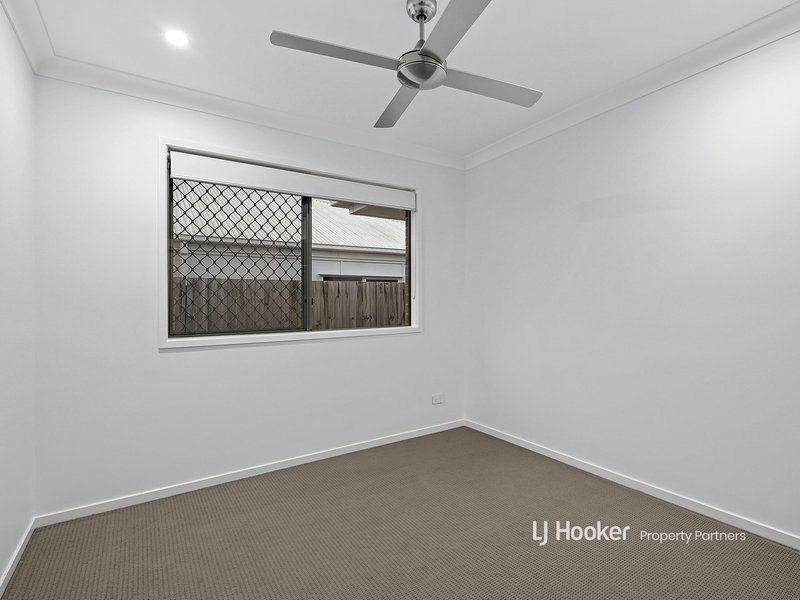 Photo - 15 Weedbrook Street, Park Ridge QLD 4125 - Image 12