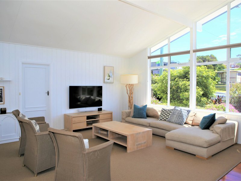 Photo - 15 Weily Avenue, Bicheno TAS 7215 - Image 2