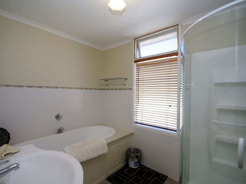 Photo - 15 Weily Avenue, Bicheno TAS 7215 - Image 10